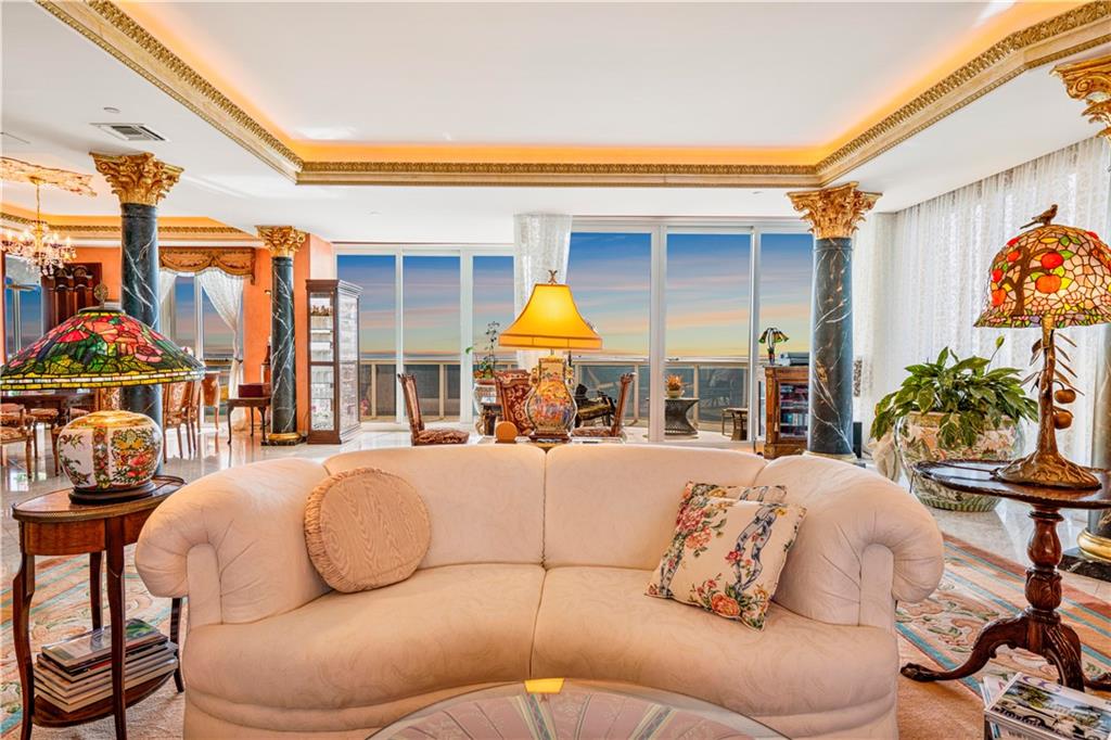 L'Hermitage - Residential