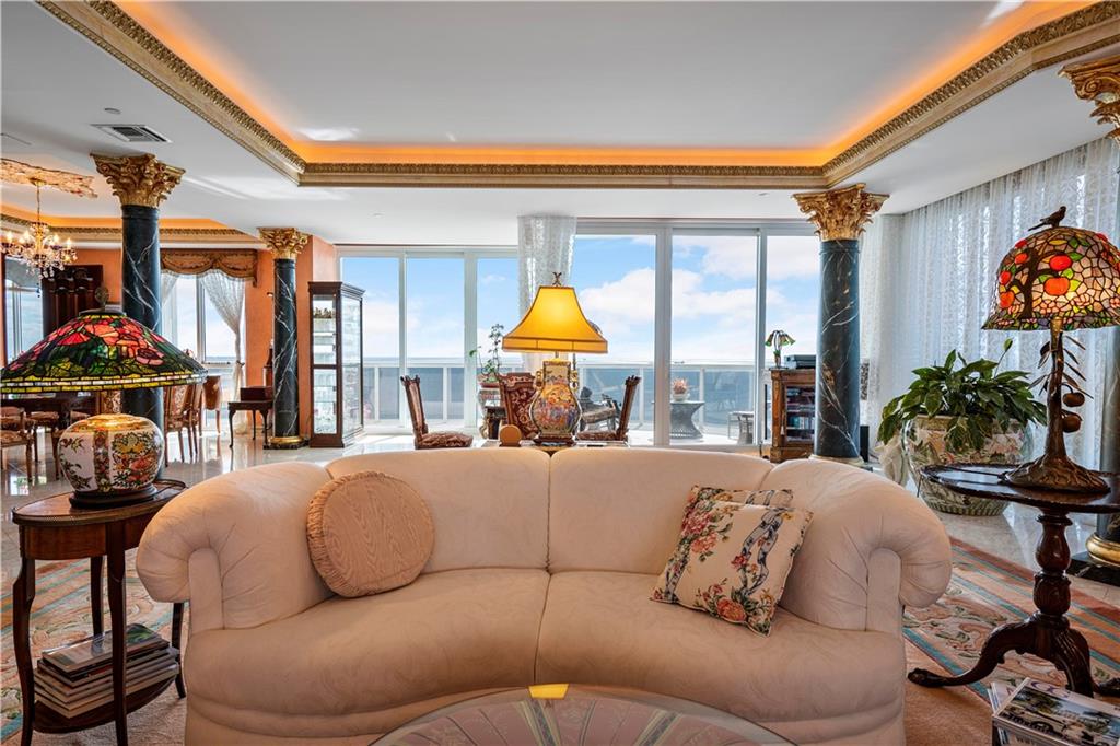 L'Hermitage - Residential