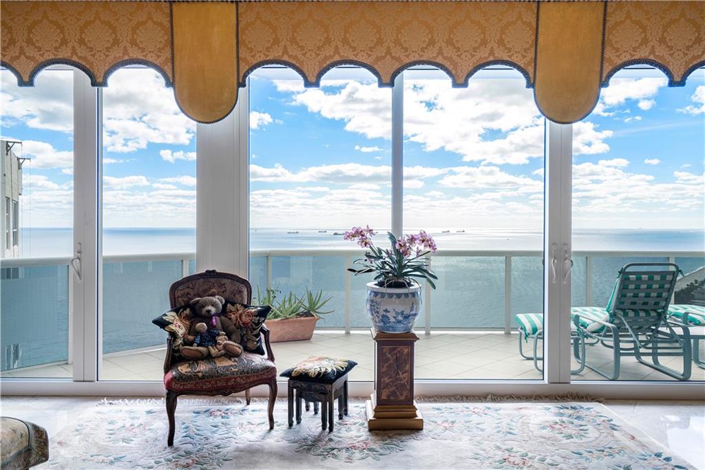 L'Hermitage - Residential