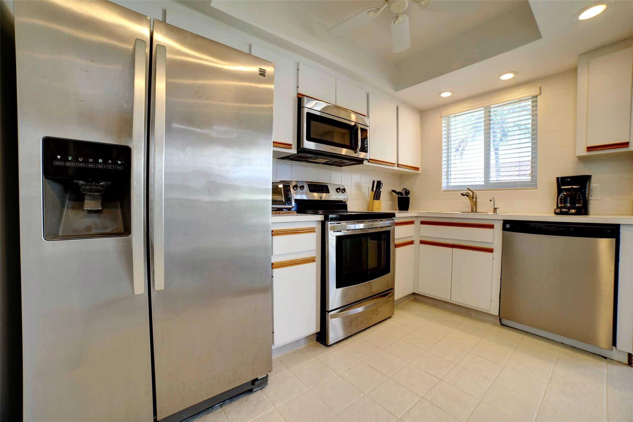 ATLANTIC BEACH VILLAS CON - Residential Lease