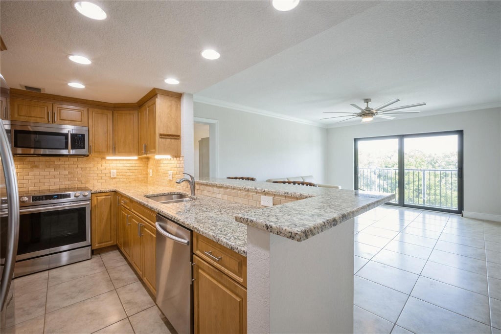 Photo of 1000 River Reach Drive #509, Fort Lauderdale, FL 33315 (MLS # F10550449)
