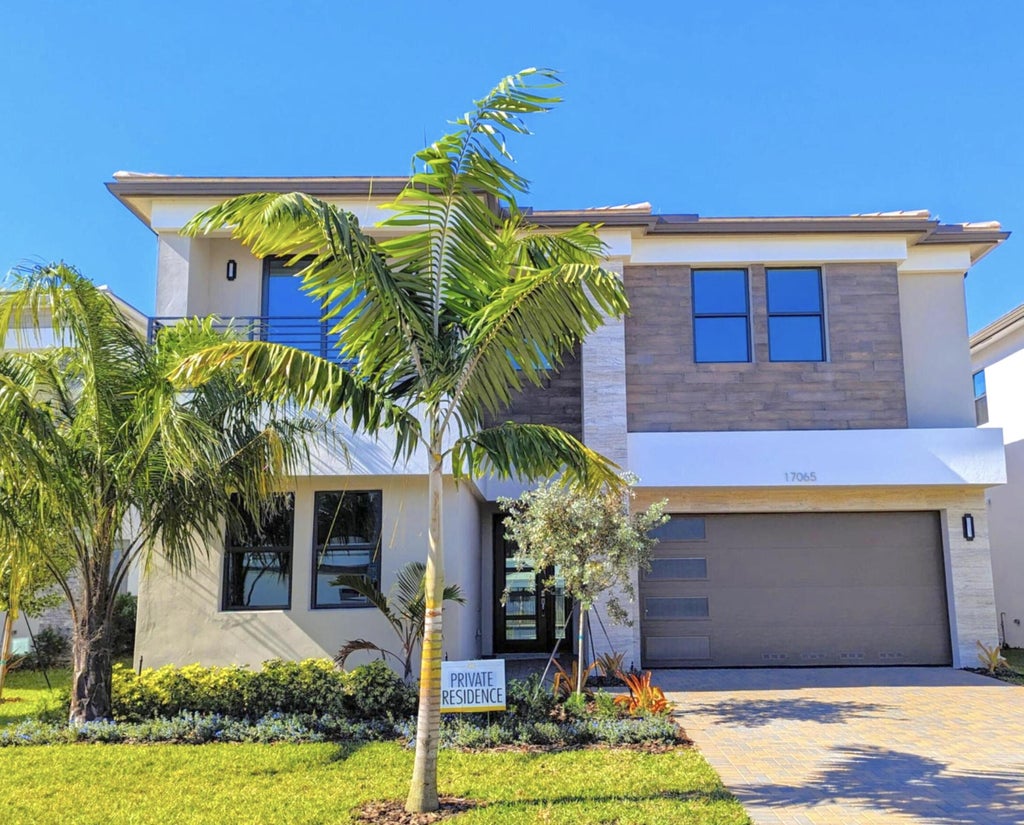 Photo of 17065 Teton River Road, Boca Raton, FL 33496 (MLS # B26077104)