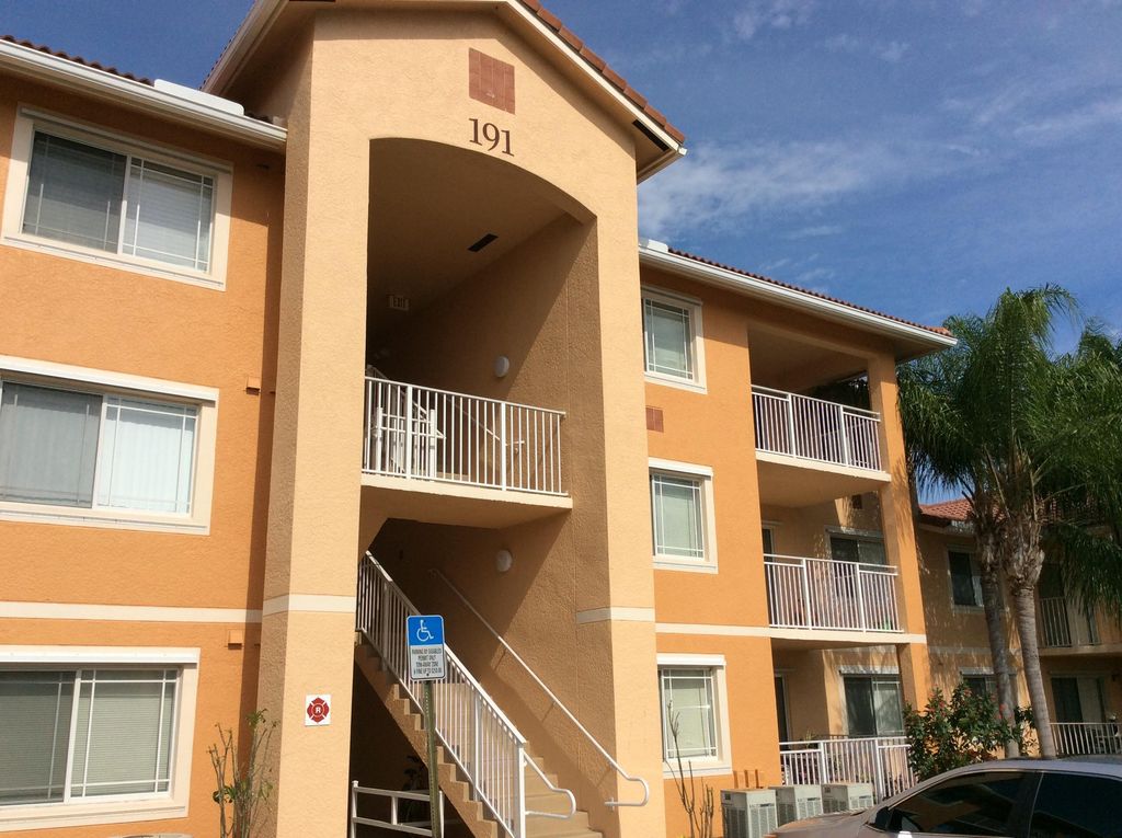 Photo of 191 SW Palm Drive #305, Port Saint Lucie, FL 34986 (MLS # R10976417)