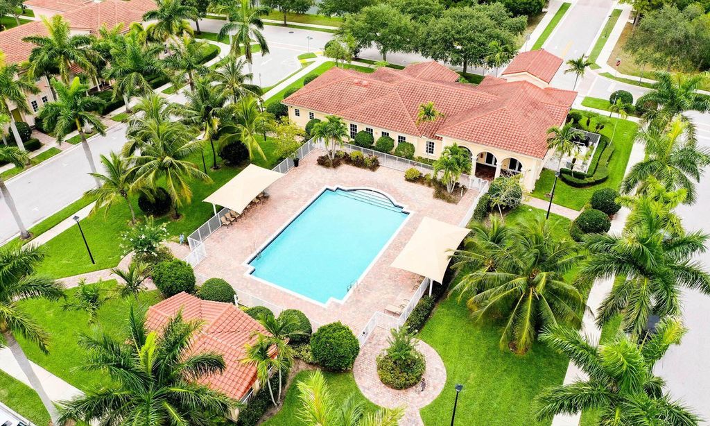 Photo of 119 Ennis Lane, Jupiter, FL 33458 (MLS # R10986879)