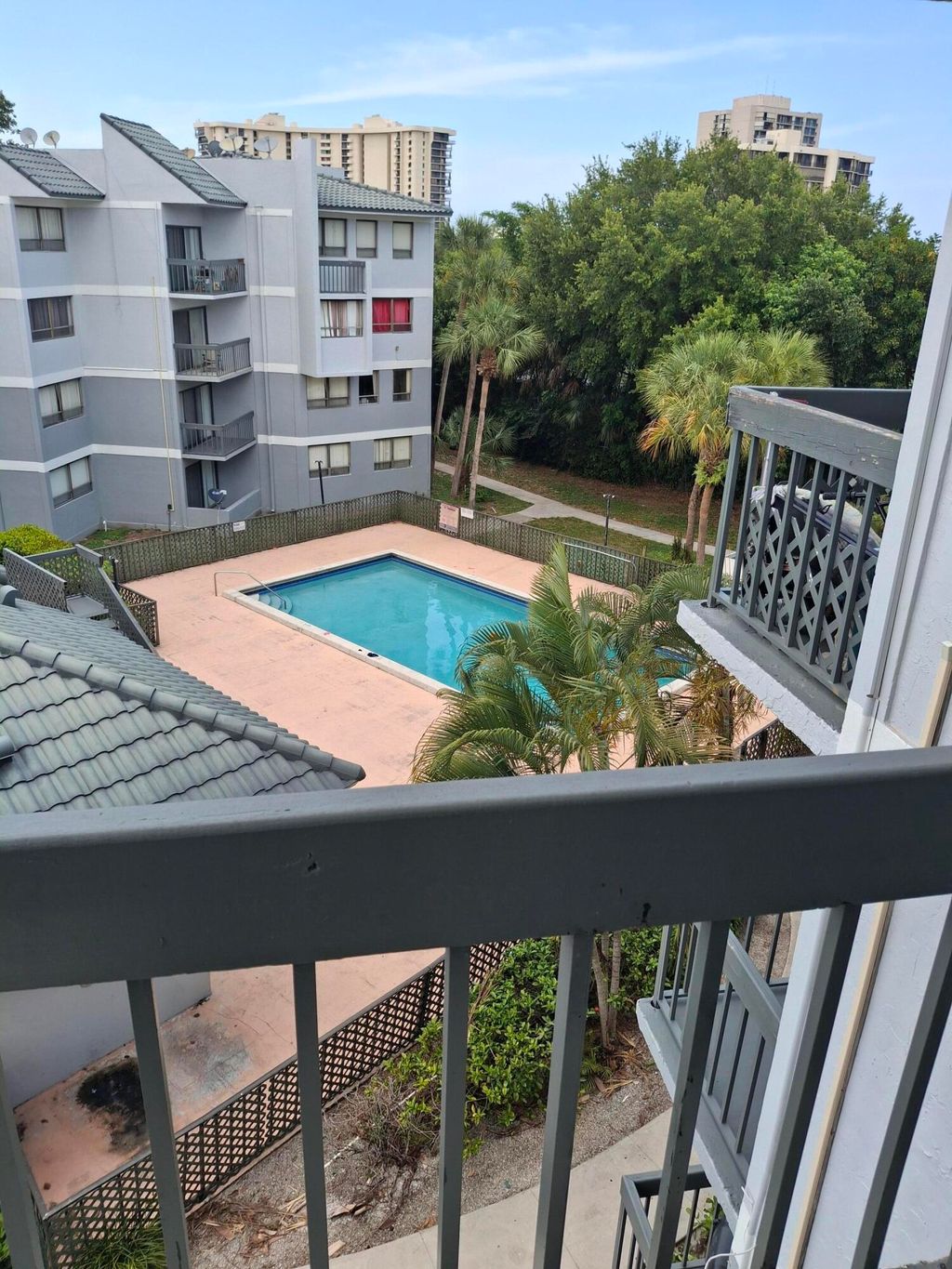 Photo of 1850 N Congress 402 Avenue #402, West Palm Beach, FL 33401 (MLS # R11072404)