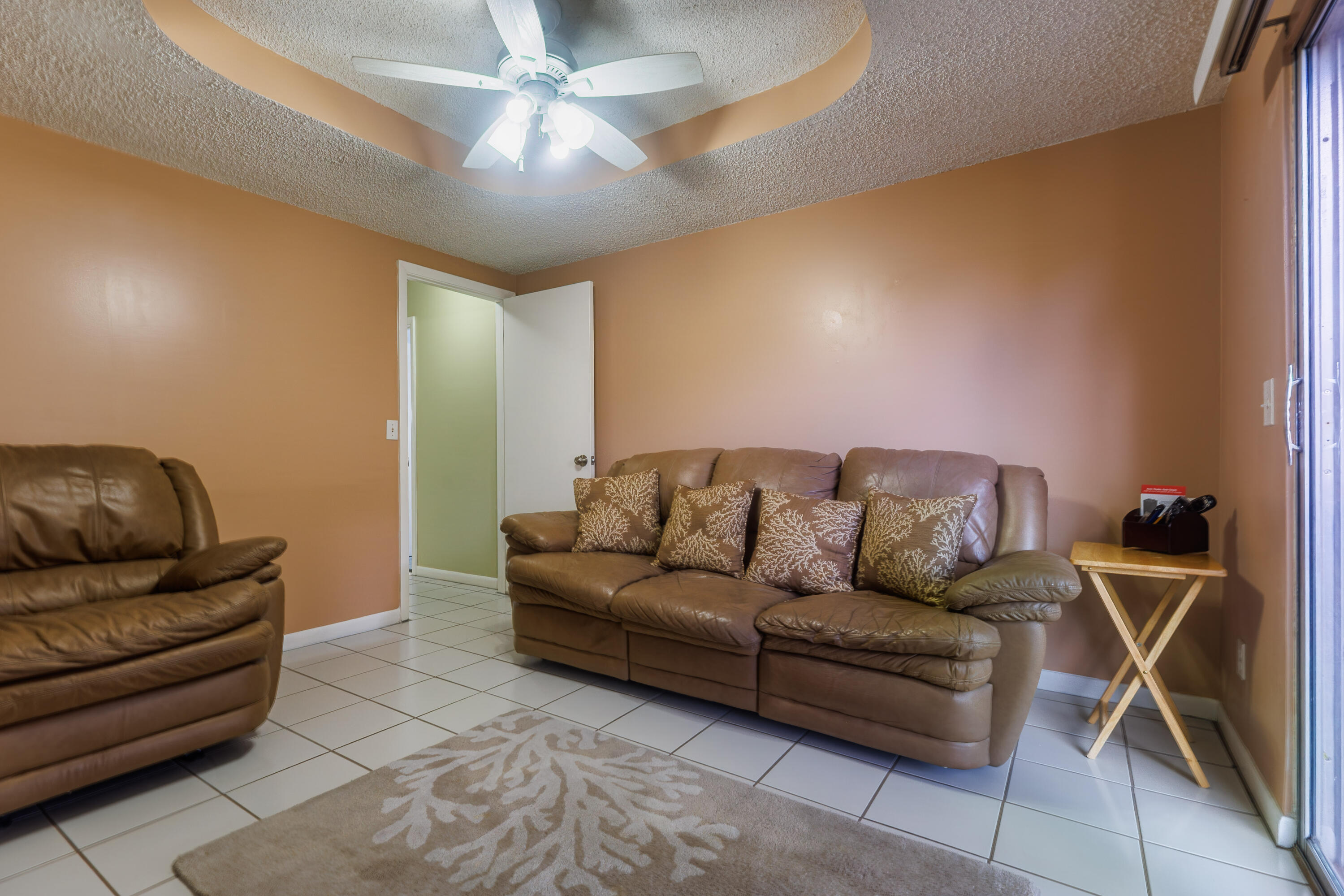 FAMILY HOMES - Residential