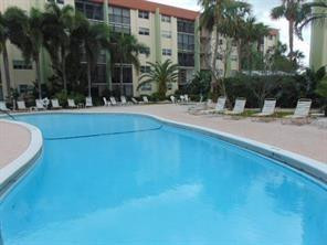 CROSS FOX - Residential Lease