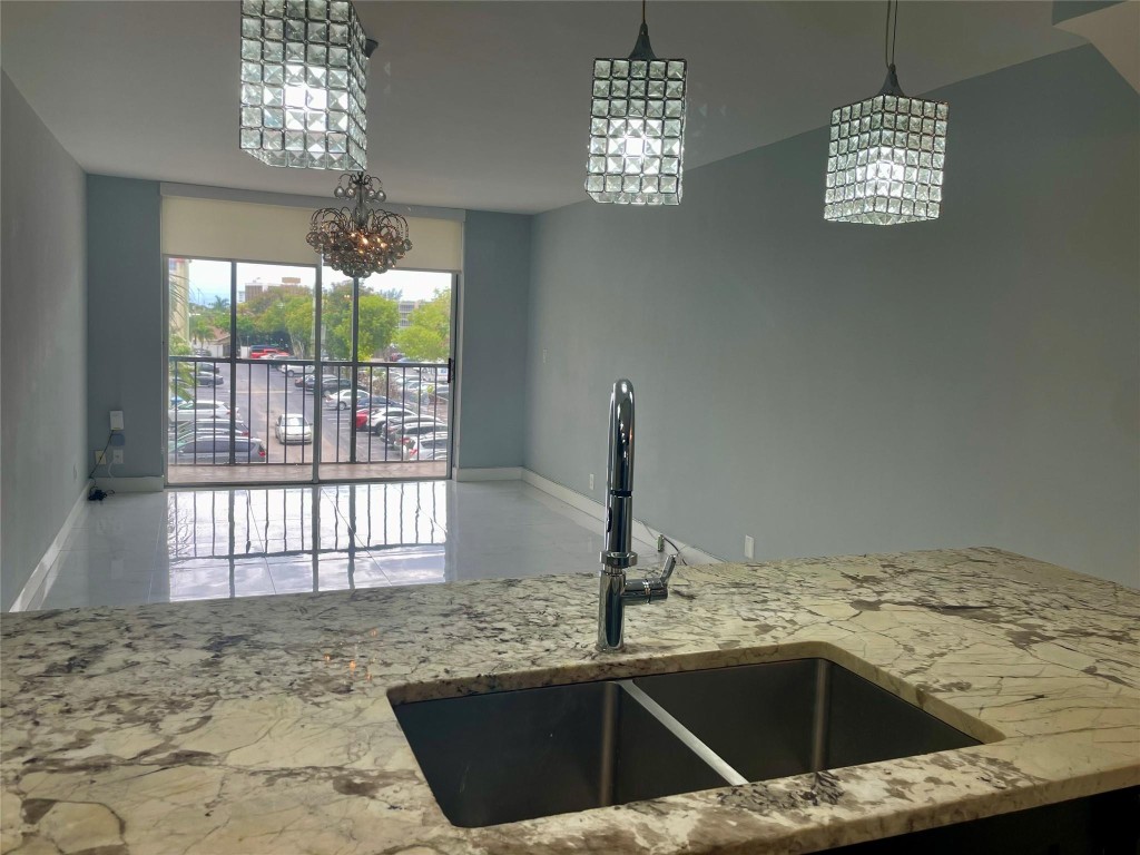 CROSS FOX - Residential Lease