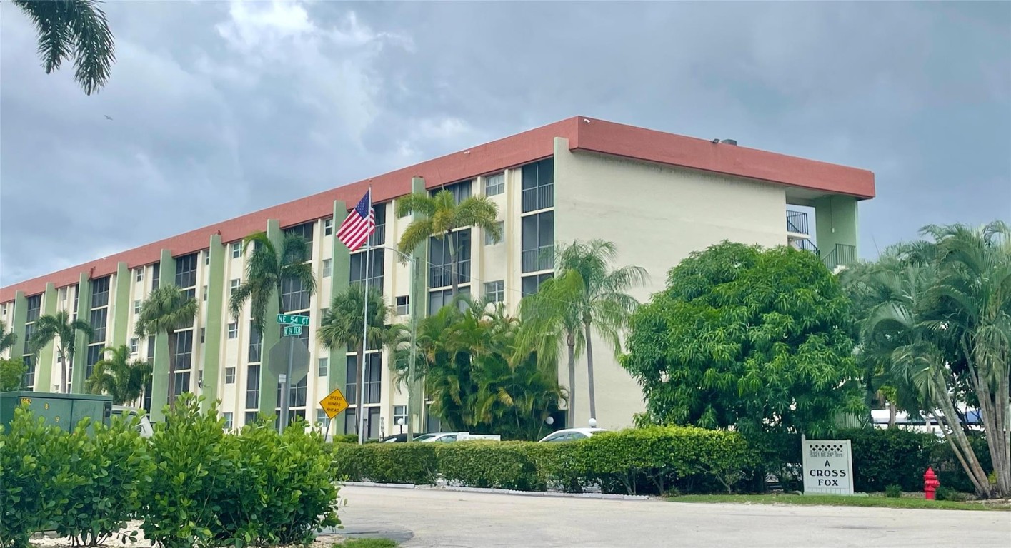 CROSS FOX - Residential Lease