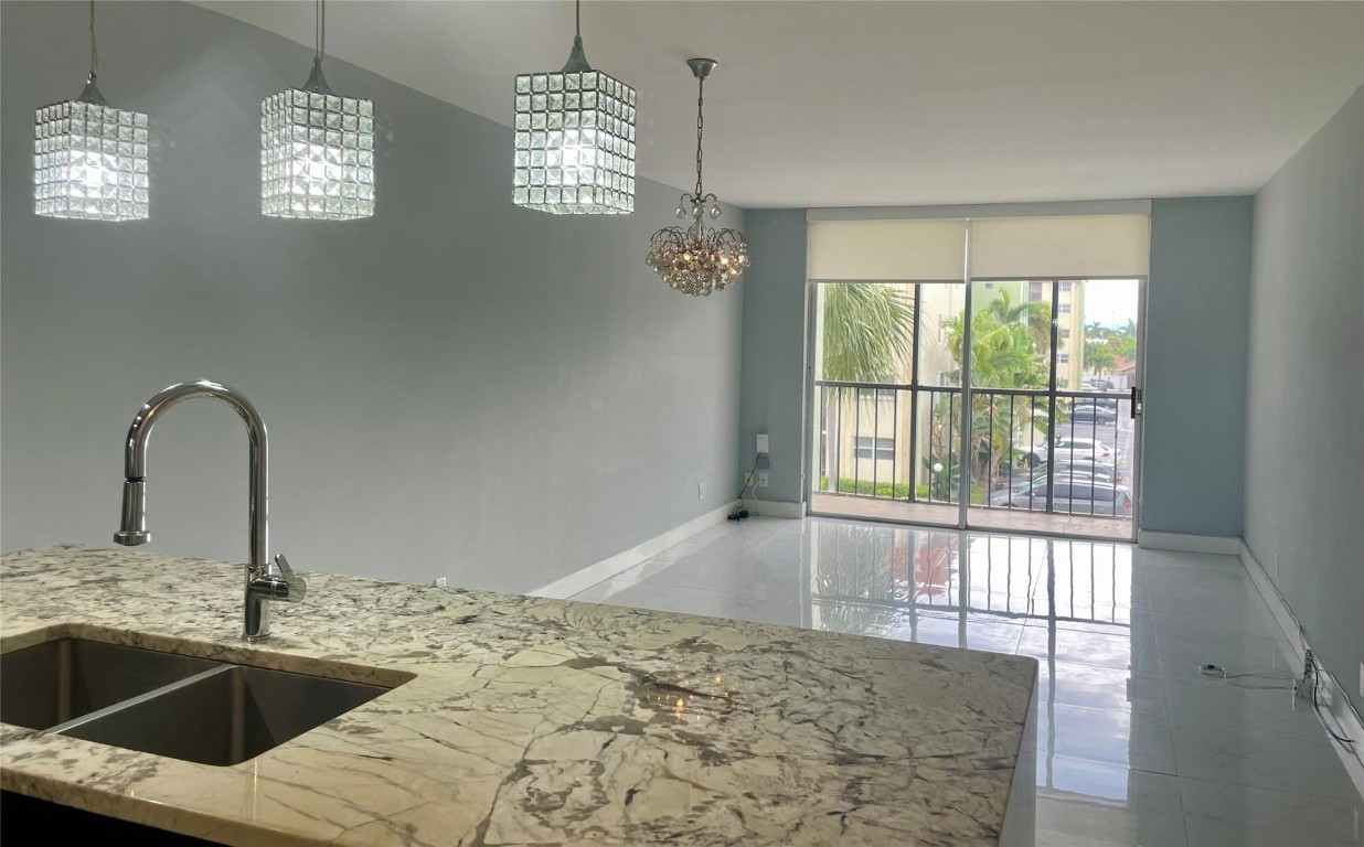 CROSS FOX - Residential Lease