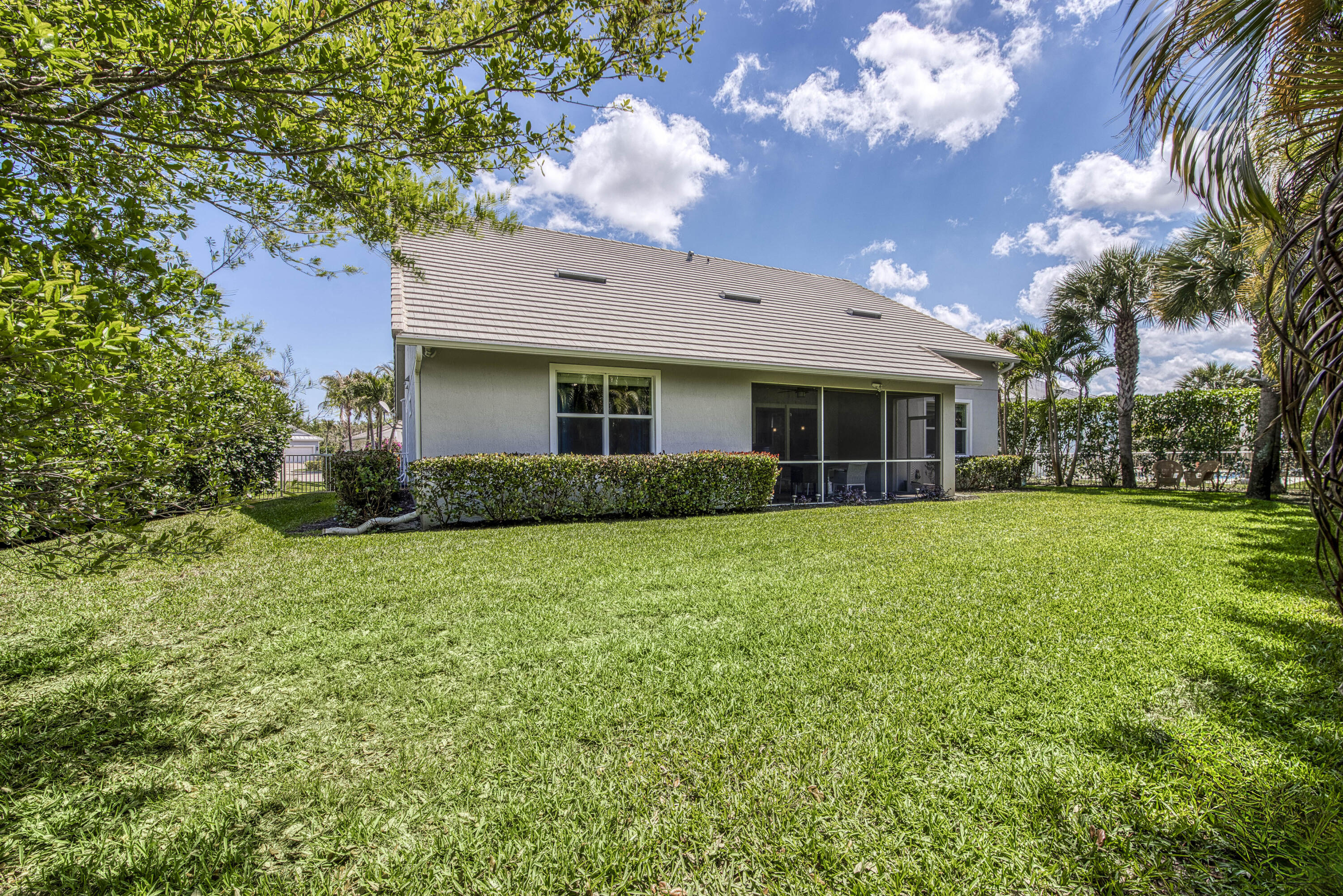 Shores Pointe - Residential