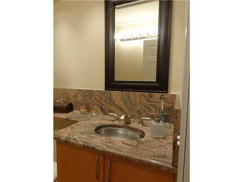 Leisure Beach condo - Residential