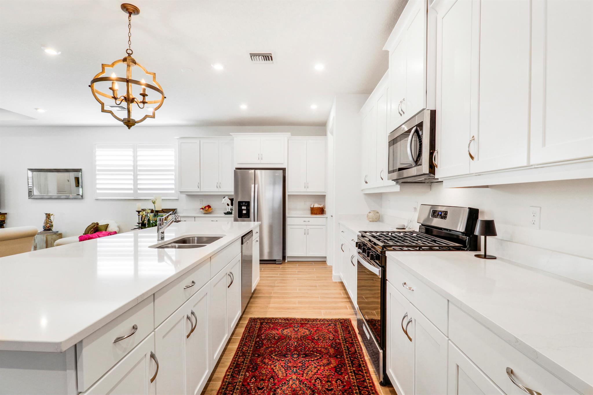 TELARO AT SOUTHERN GROVE - Residential