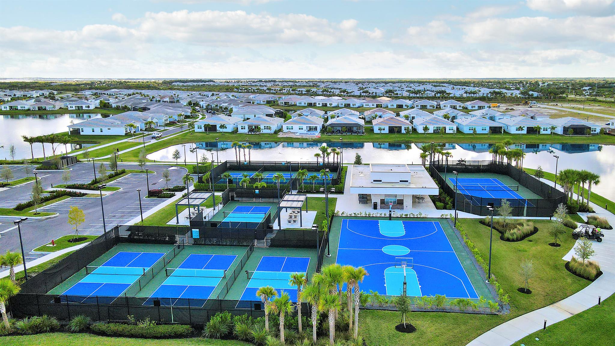 TELARO AT SOUTHERN GROVE - Residential