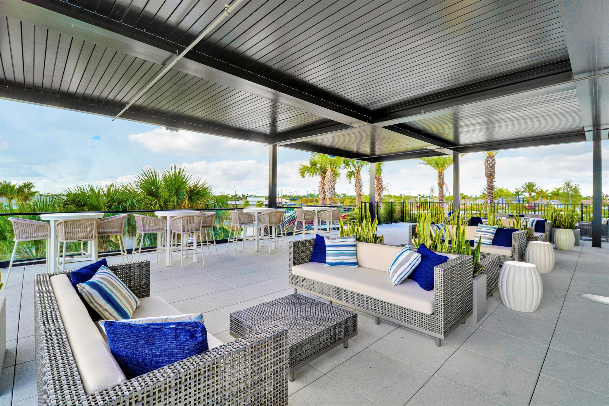 TELARO AT SOUTHERN GROVE - Residential