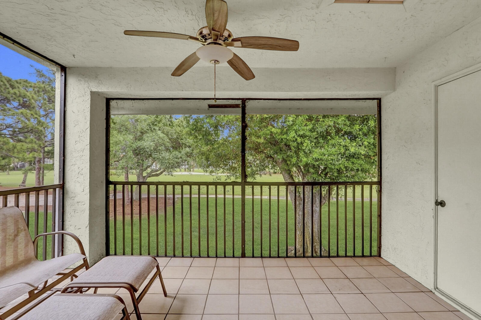 BRIARWOOD CONDO - Residential