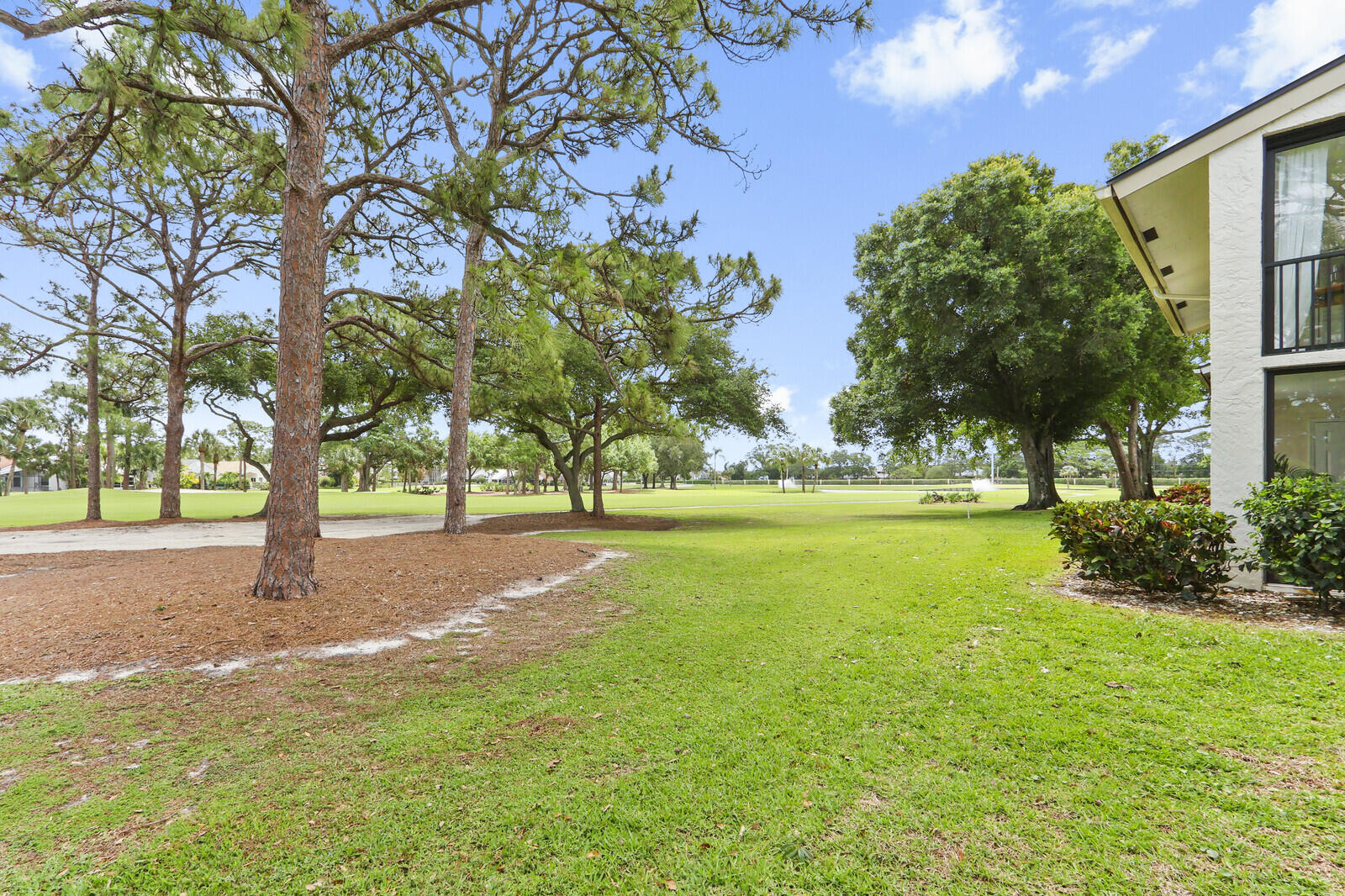 BRIARWOOD CONDO - Residential