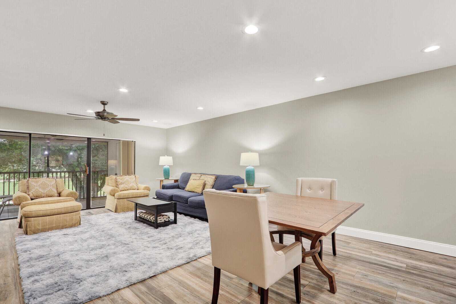 BRIARWOOD CONDO - Residential