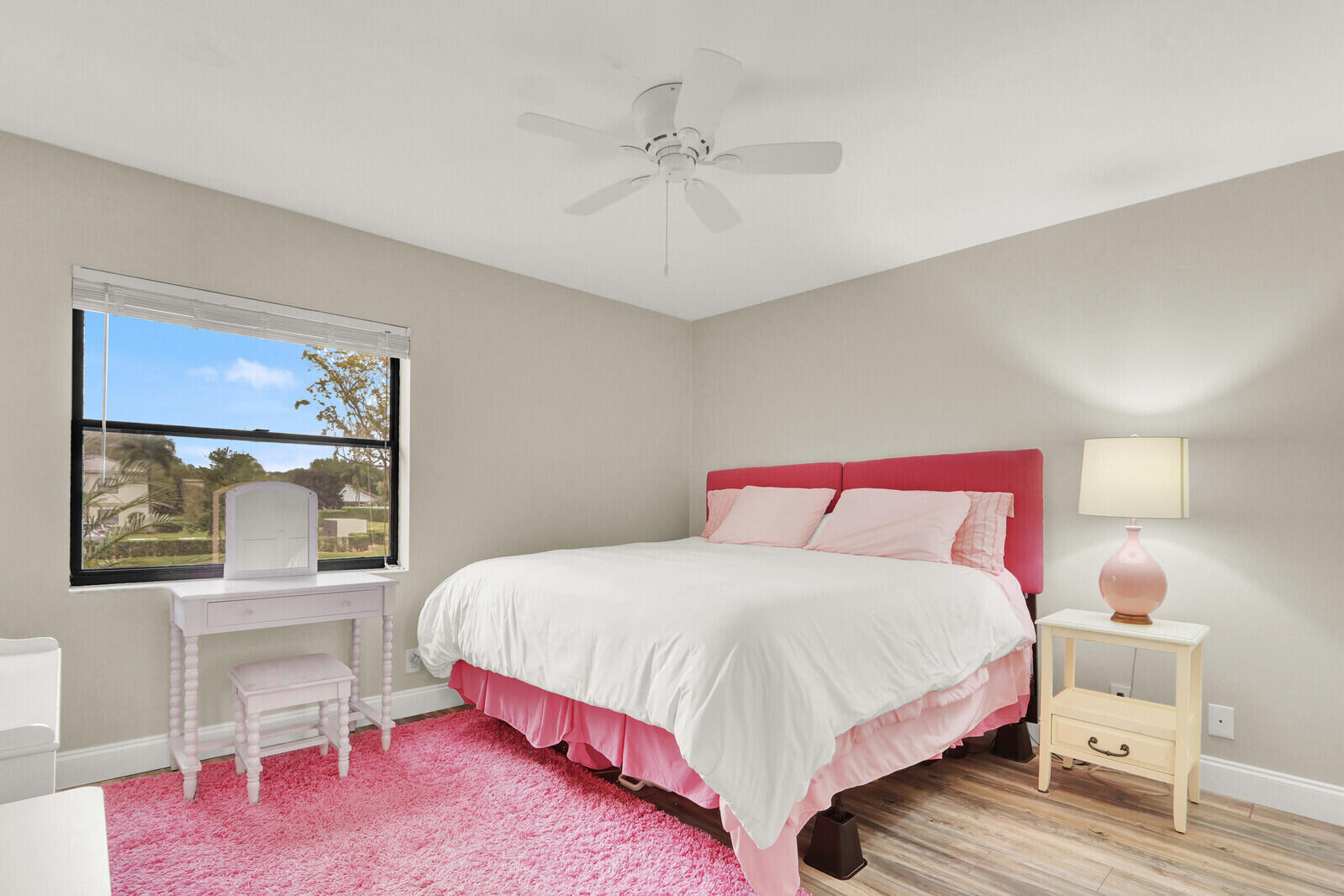 BRIARWOOD CONDO - Residential