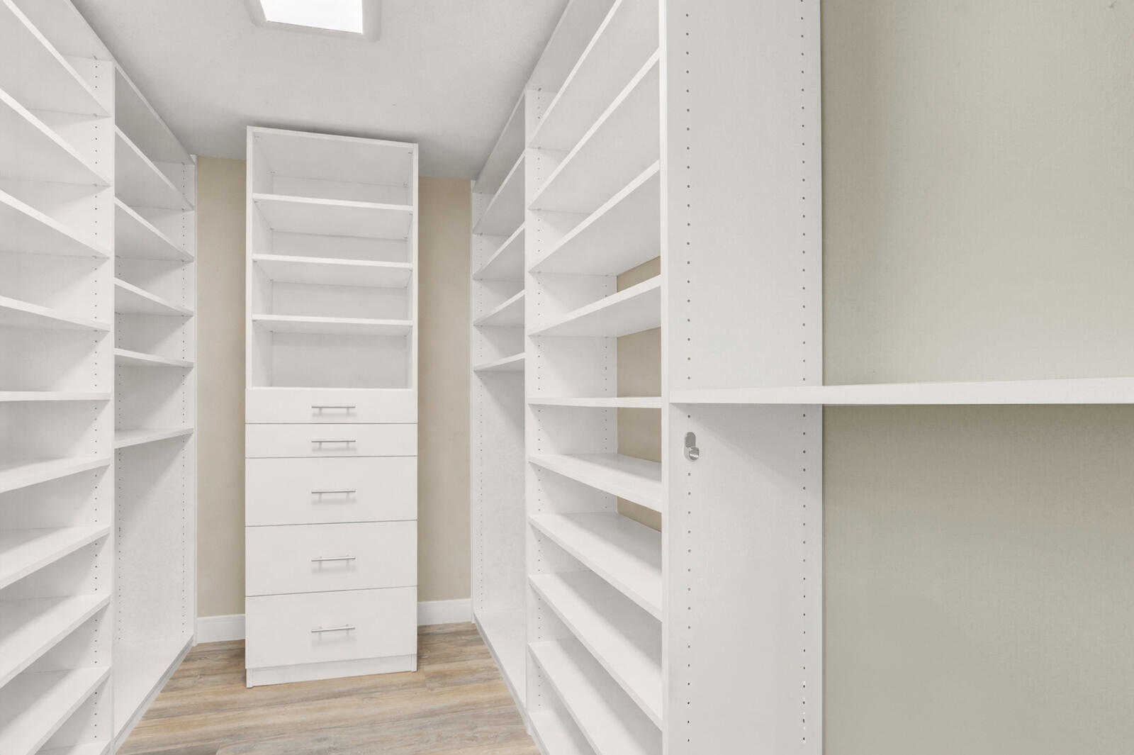 BRIARWOOD CONDO - Residential