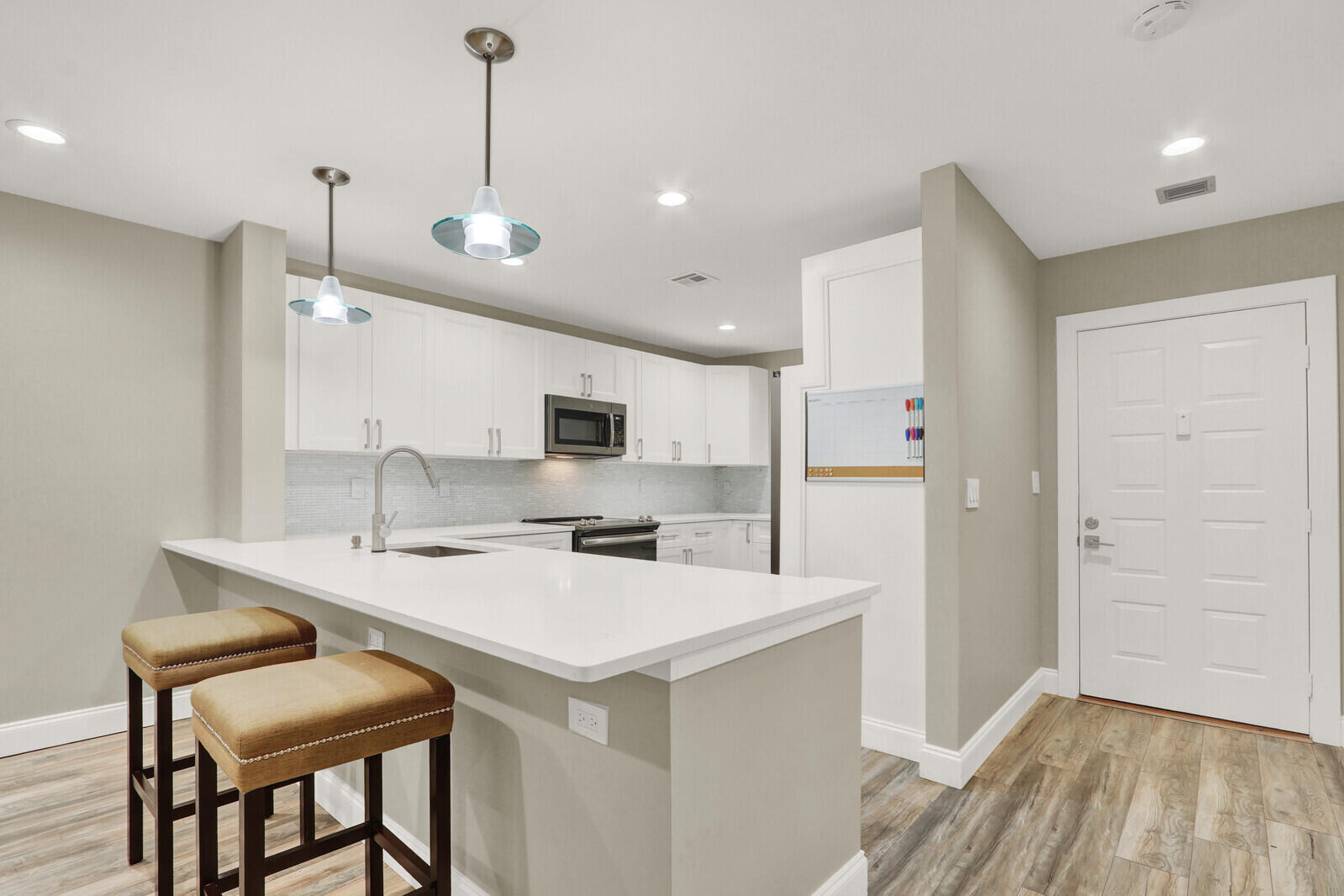 BRIARWOOD CONDO - Residential