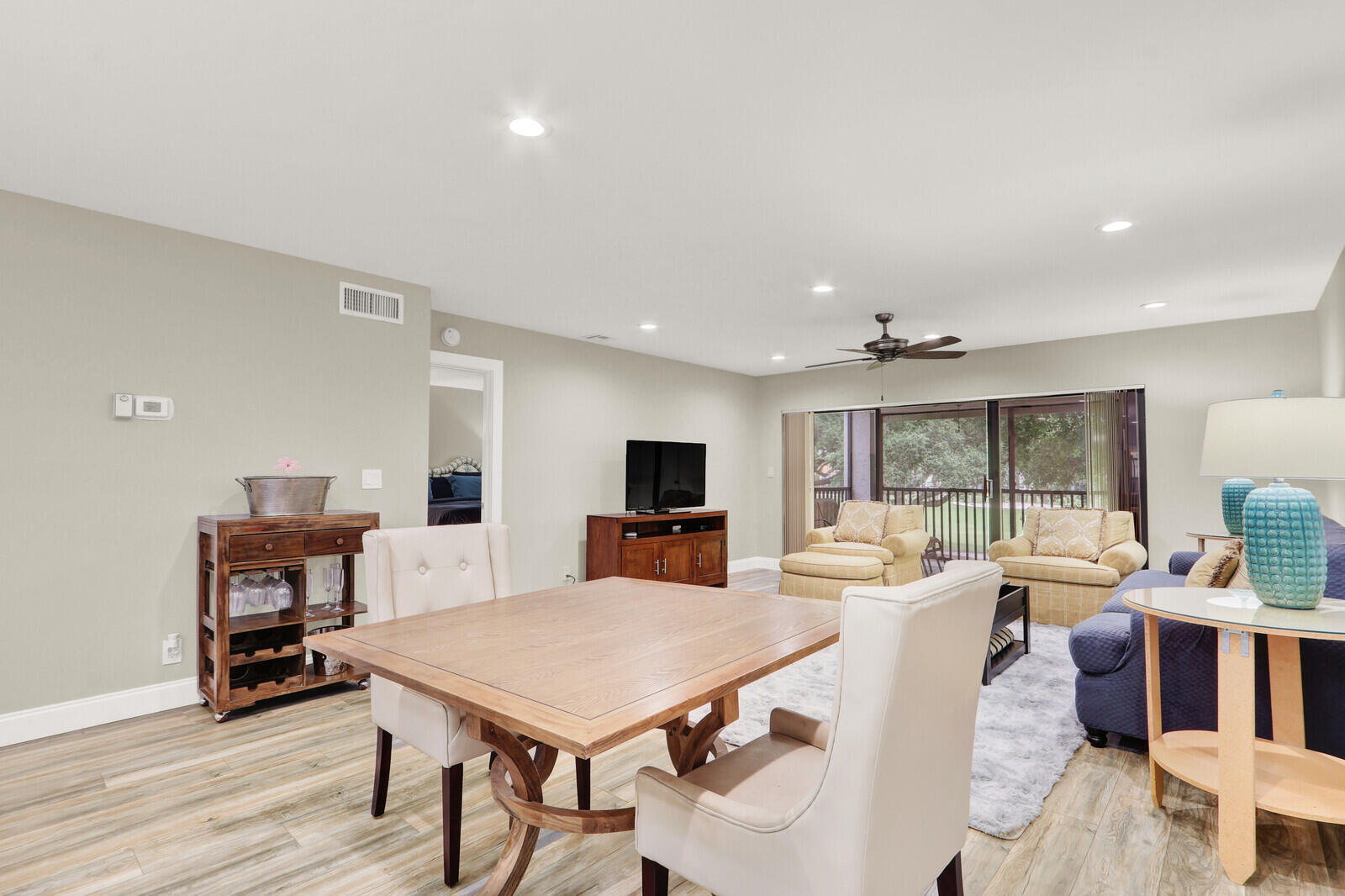 BRIARWOOD CONDO - Residential