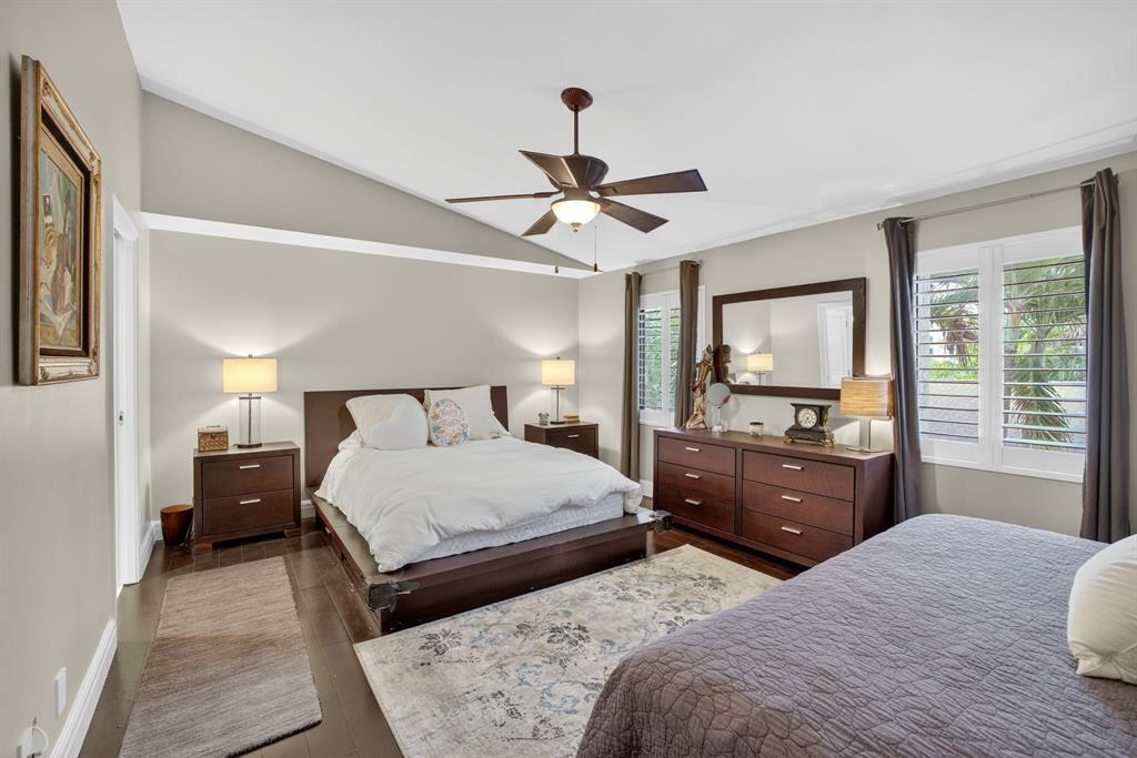 LAUDERDALE BY THE SEA - Residential