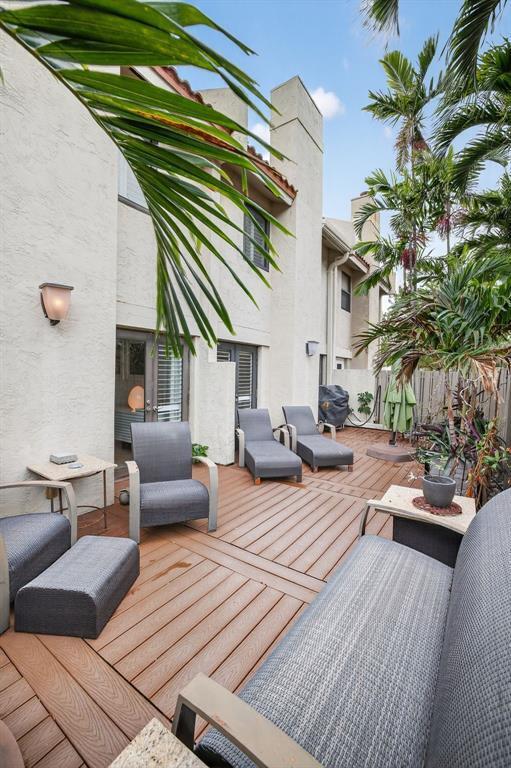 LAUDERDALE BY THE SEA - Residential