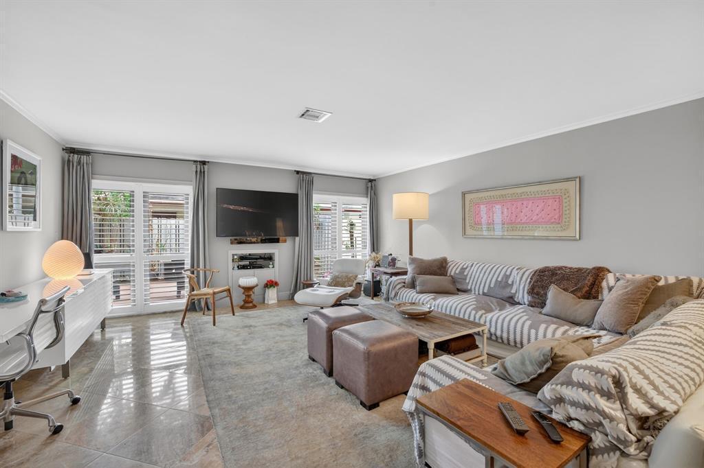 LAUDERDALE BY THE SEA - Residential