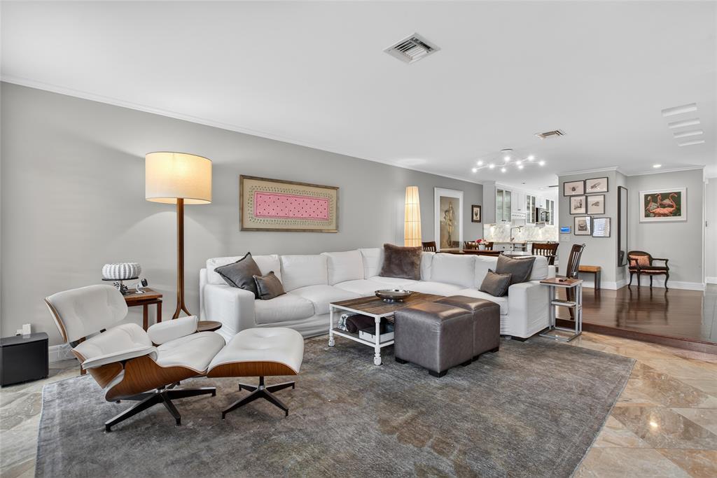 LAUDERDALE BY THE SEA - Residential