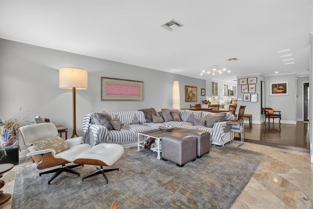 LAUDERDALE BY THE SEA - Residential