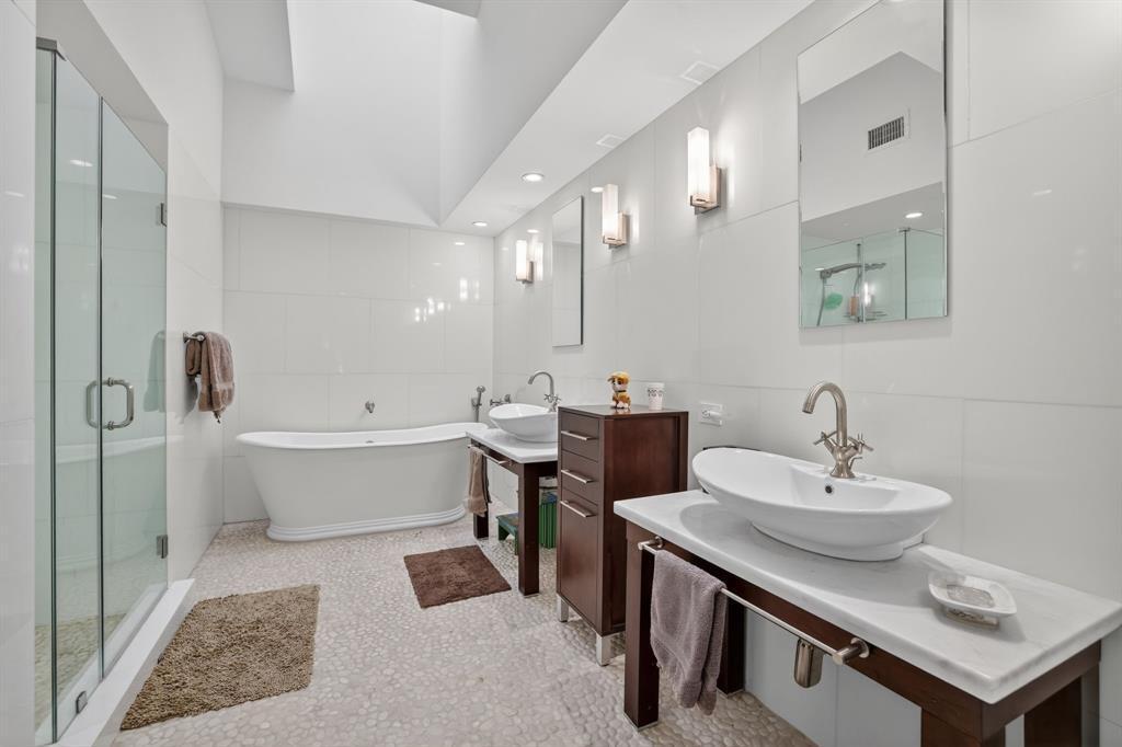 LAUDERDALE BY THE SEA - Residential