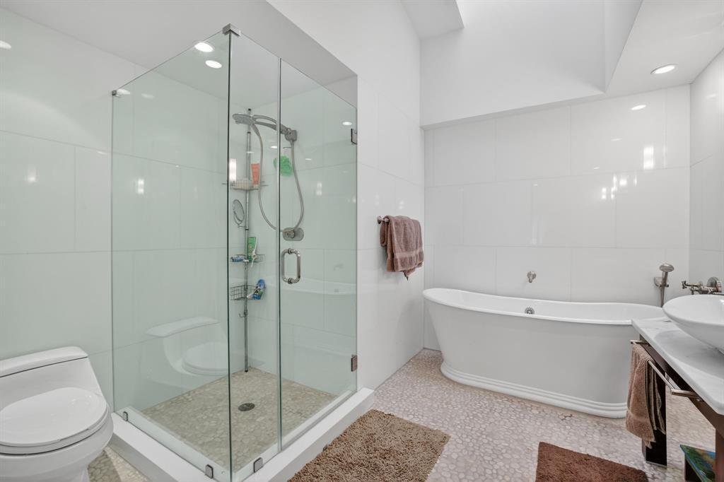 LAUDERDALE BY THE SEA - Residential