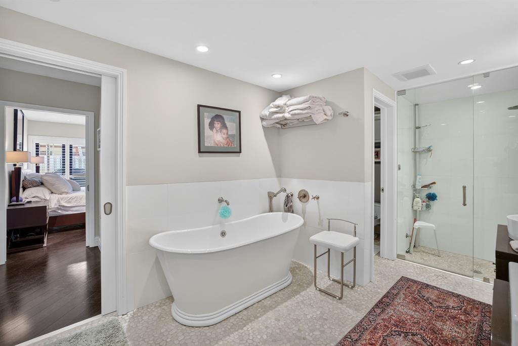 LAUDERDALE BY THE SEA - Residential