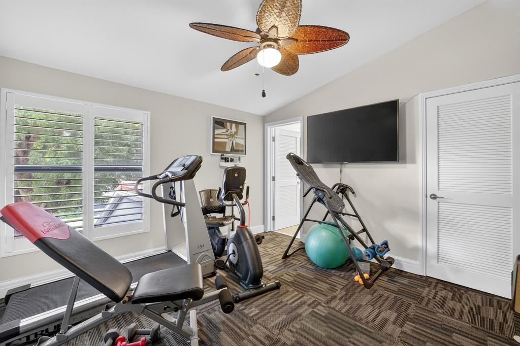 LAUDERDALE BY THE SEA - Residential