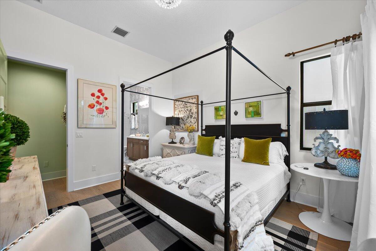 ALTON NEIGHBORHOOD - Residential