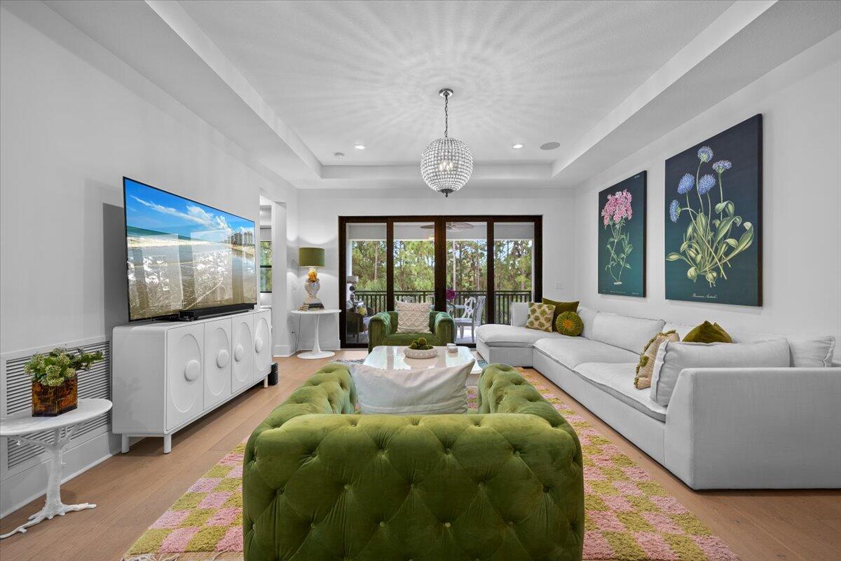 ALTON NEIGHBORHOOD - Residential