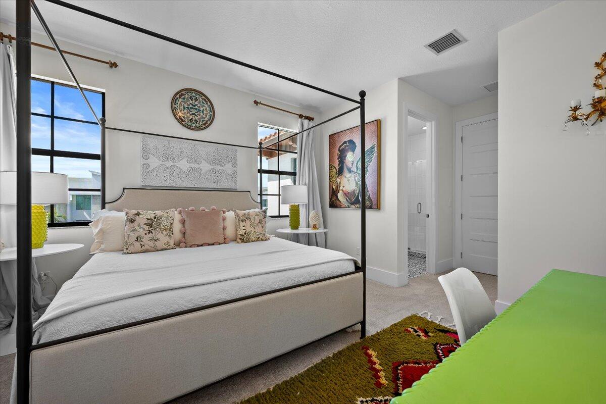 ALTON NEIGHBORHOOD - Residential