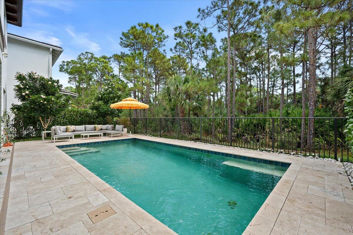 ALTON NEIGHBORHOOD - Residential