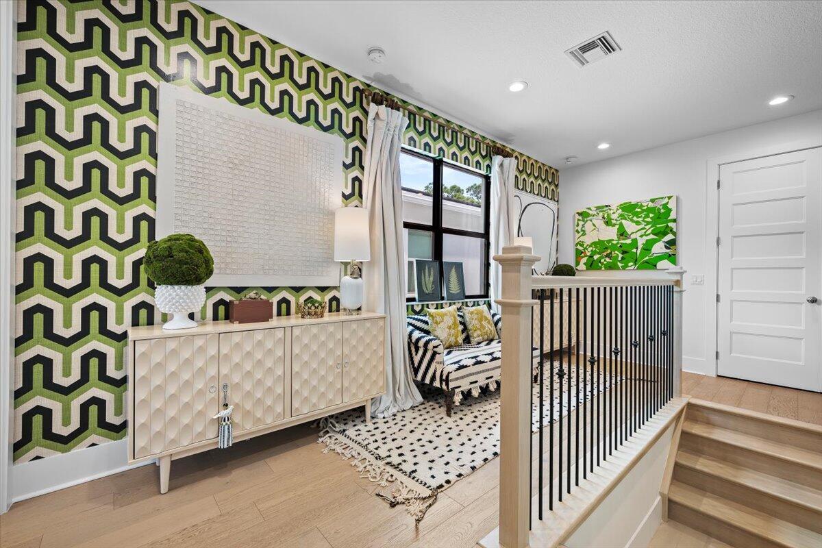 ALTON NEIGHBORHOOD - Residential