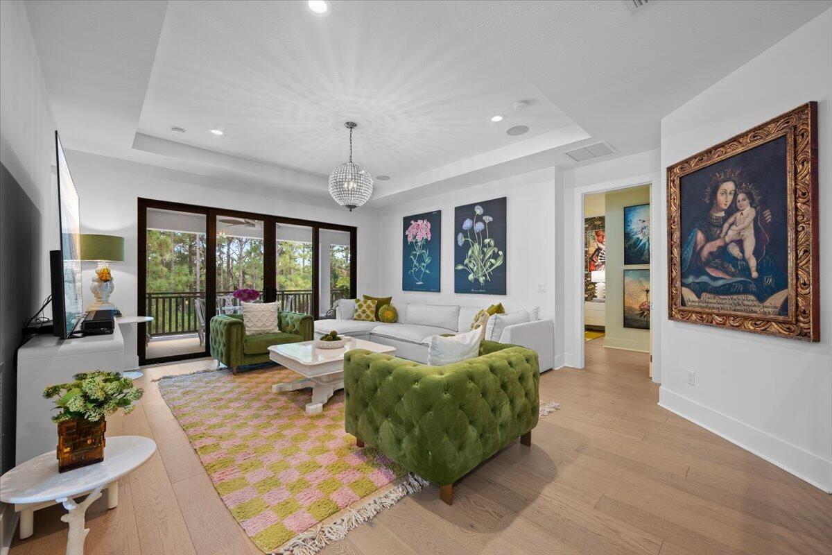 ALTON NEIGHBORHOOD - Residential