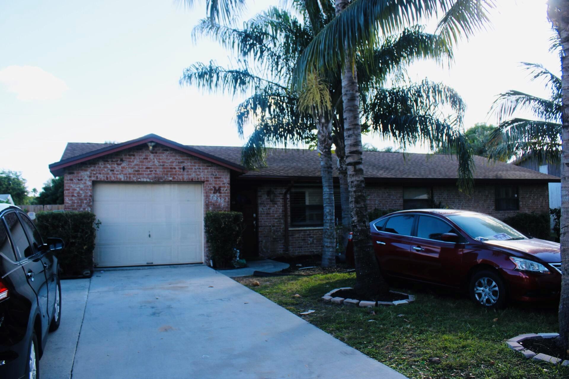 FLORAL PARK LANTANA - Residential