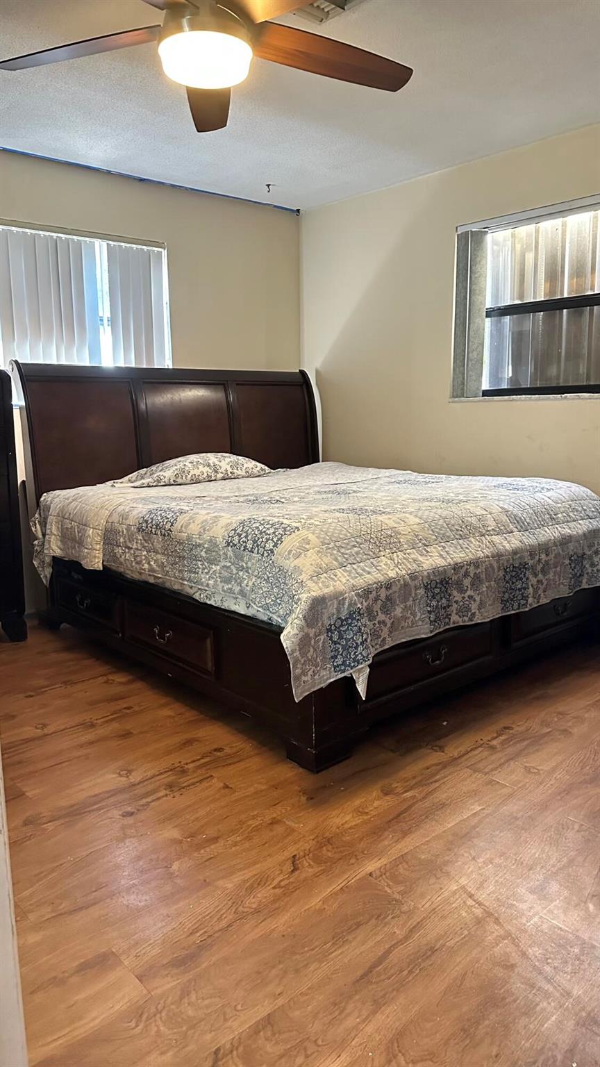 FLORAL PARK LANTANA - Residential