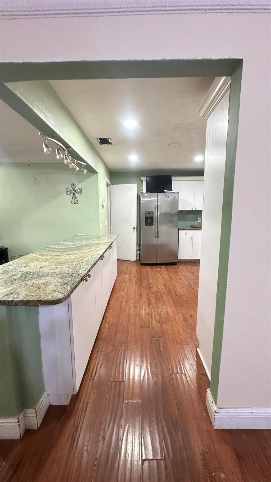 FLORAL PARK LANTANA - Residential