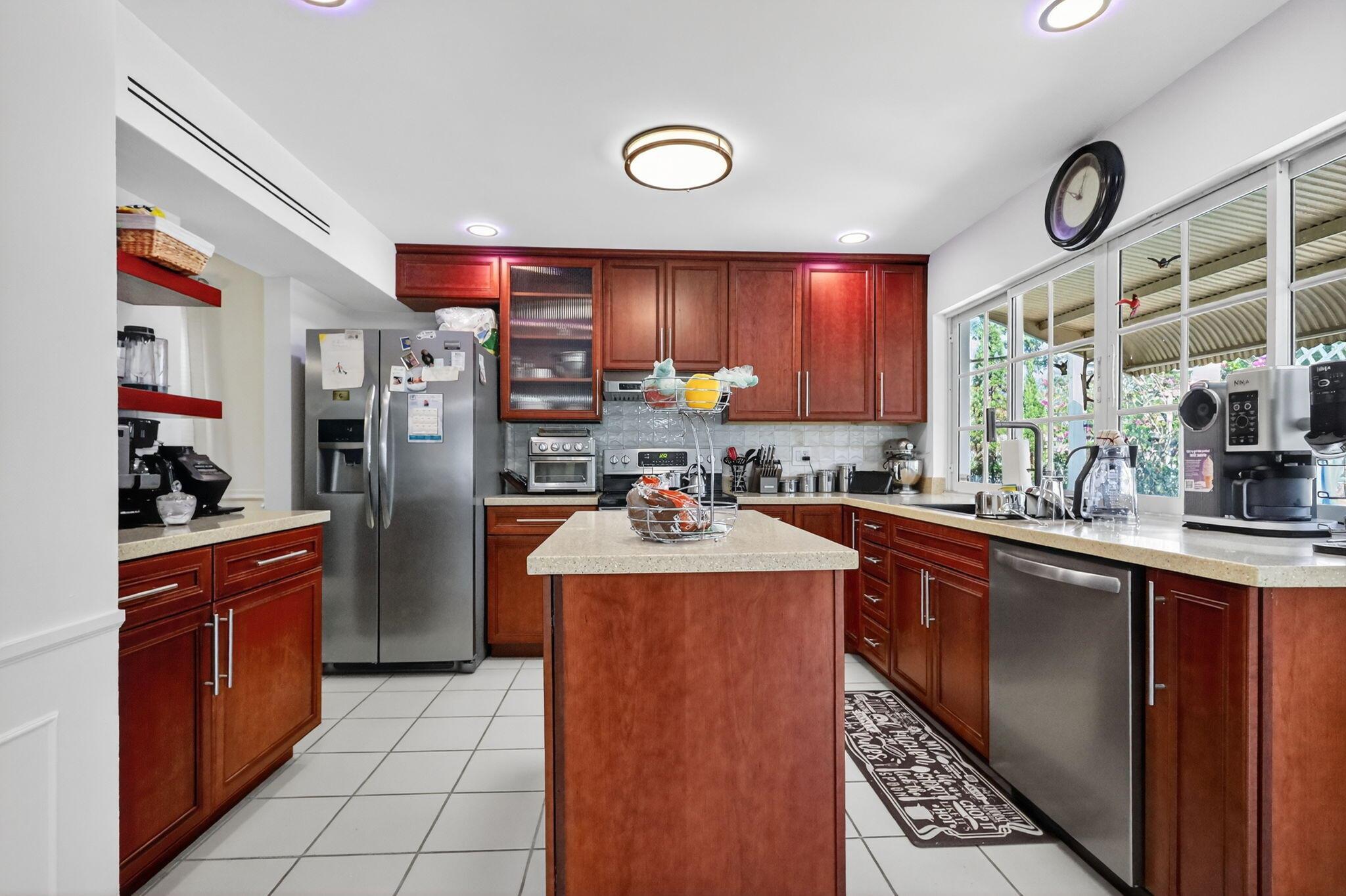 MIRAMAR ISLES SEC 1 - Residential