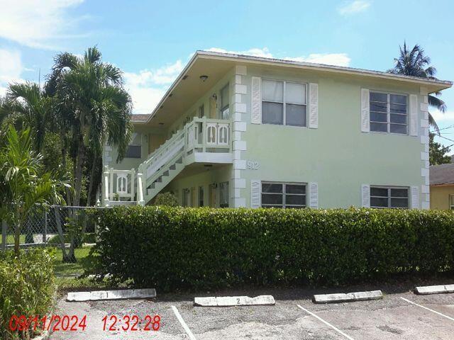 Photo of 912 SW 15th Terrace #1-4, Fort Lauderdale, FL 33312 (MLS # B26078986)