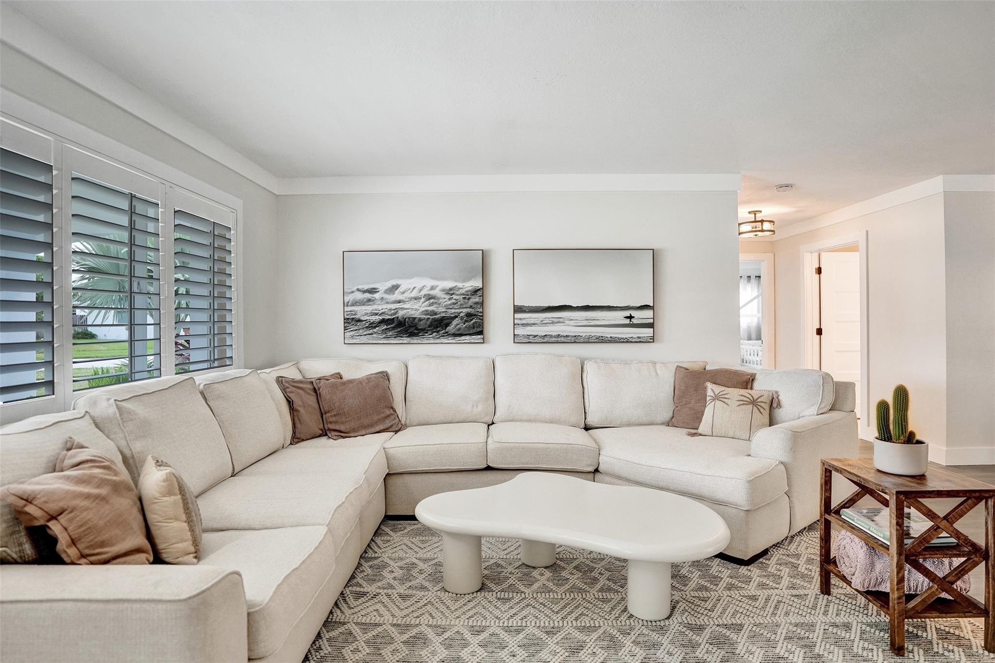 Coral Manor 5th Add 57-35 - Residential Lease