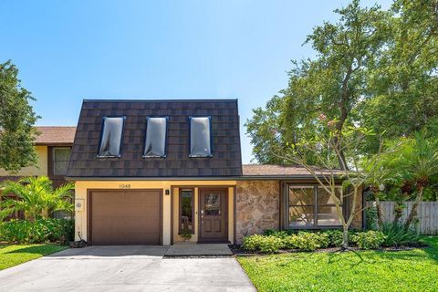 1048 Raintree Drive Palm Beach Gardens FL 33410