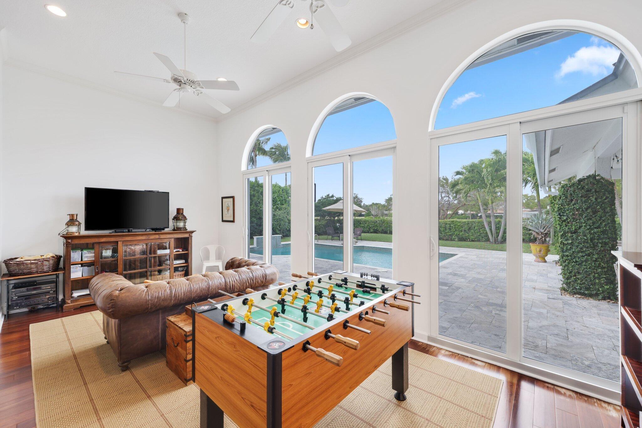 BOCA RATON BATH & TENNIS - Residential