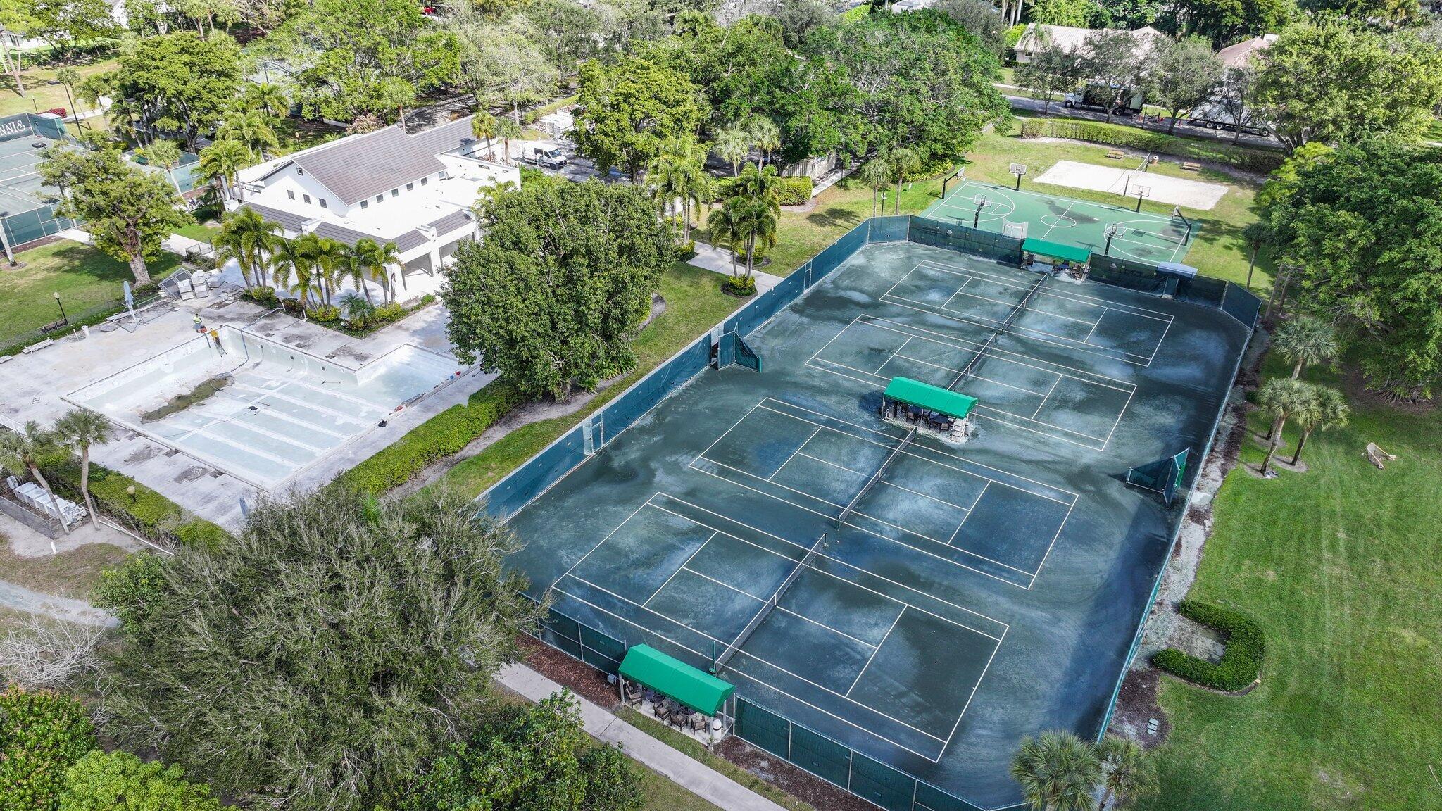 BOCA RATON BATH & TENNIS - Residential